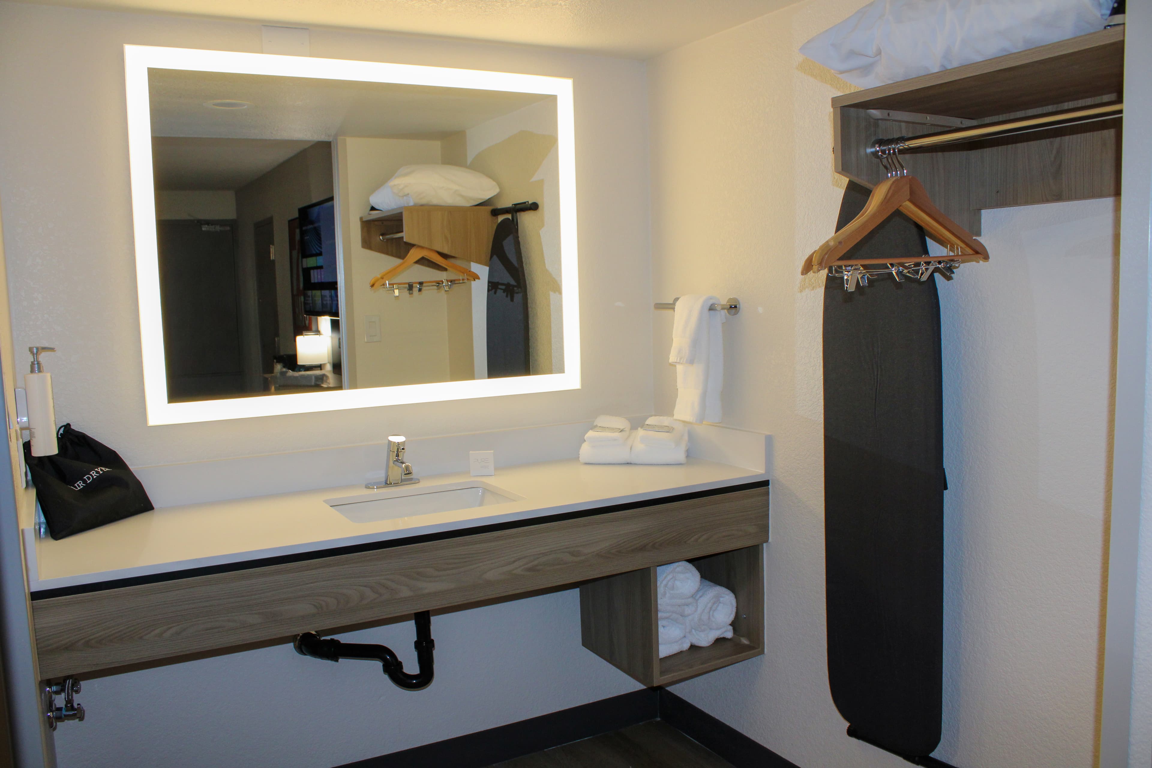 Gallery image 4